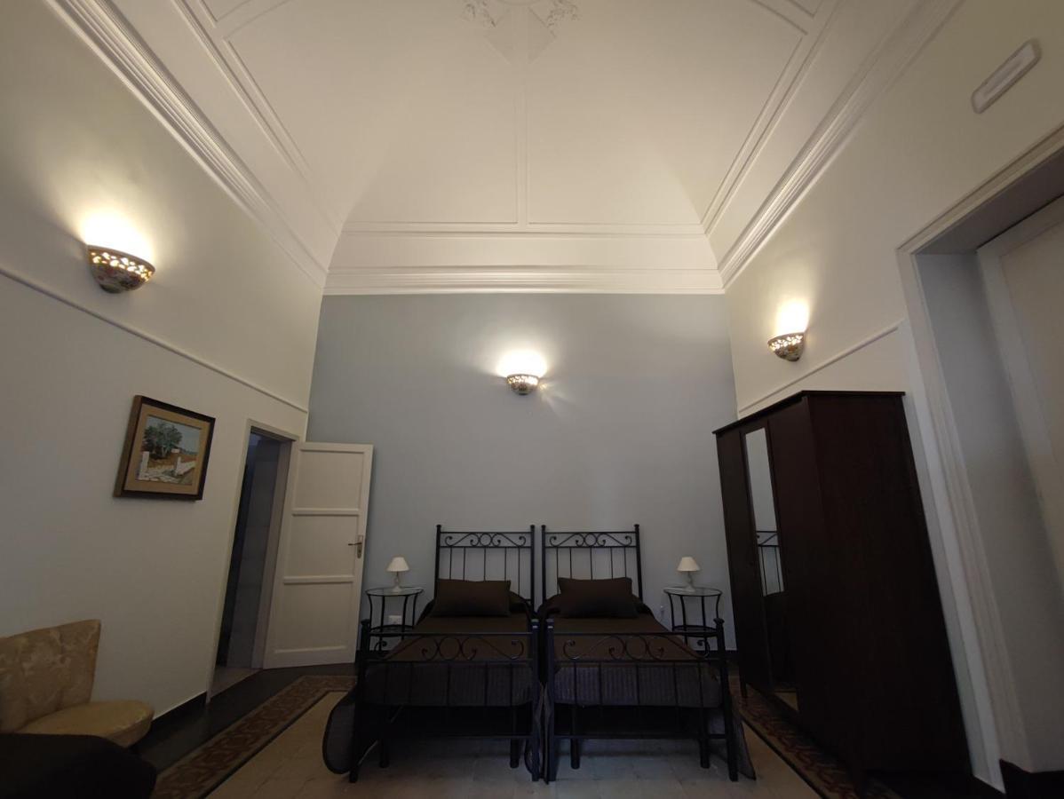 Fabrizi Panzió Catania-Fontanarossai nemzetközi repülőtér Kültér fotó